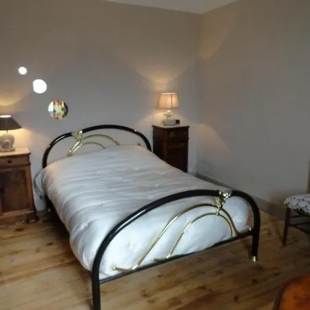 House Le Grand Marronnier * Memerlin